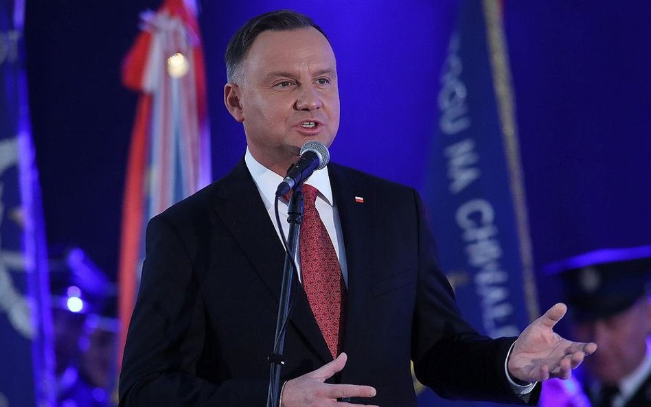 Sondaż: Andrzej Duda potrzebowałby drugiej tury