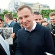 Prezydent elekt Andrzej Duda, jak podczas kampanii wyborczej, częstował wczoraj mieszkańców stolicy 