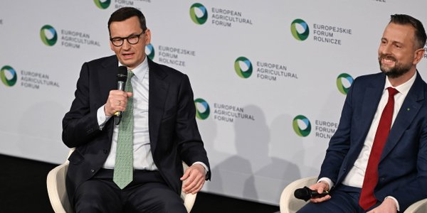 Prof. Sowiński: rozpoczęło się testowanie różnych politycznych układów