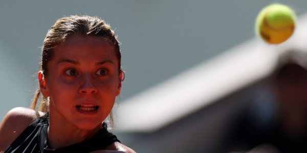 Unpredictable Maja Chwalińska surprises rivals at Roland Garros