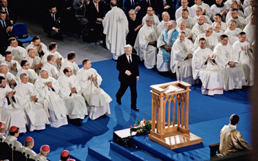 Partia Jarosława Kaczyńskiego wybrała taki model relacji z Kościołem, w którym religia legitymizuje 
