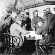 Józef Piłsudski i Maxime Weygand podczas narady sztabowej wiosną 1920 roku