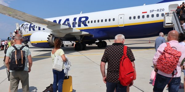 Policja bada, czy Ryanair brał w Portugalii nielegalne dopłaty. Przewoźnik zaprzecza