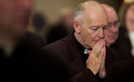 Pod koniec lipca papież przyjął rezygnację Theodore McCarricka z godności kardynalskiej
