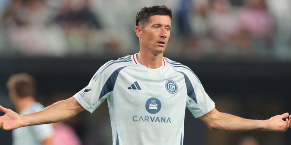 Robert Lewandowski bez bramki dla Chicago Fire. Nie takiego debiutu w USA się spodziewał