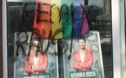 Homofobiczny atak na biuro Moniki Rosy, posłanki Koalicji Obywatelskiej