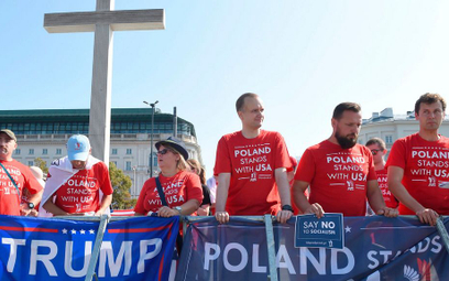 Odwołana wizyta Trumpa w Polsce i mimowolni „agenci" PiS
