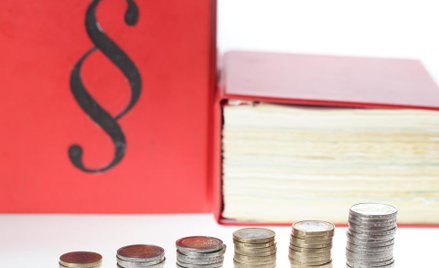 Opłaty sądowe w sprawach cywilnych: bardziej podatek czy ekwiwalent