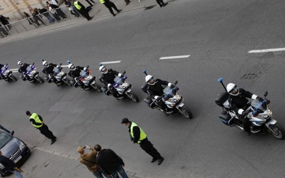 Przeniesienie do pracy w policji z innych służb