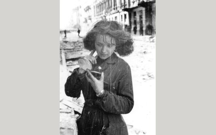 Dziennikarka, reporterka, kuratorka wystawy „Podróż bohaterek, powstanie kobiet” w Muzeum Powstania 