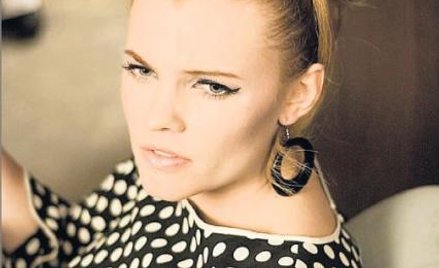 Ania Dąbrowska na planie teledysku nowej piosenki „Nigdy więcej nie tańcz ze mną”