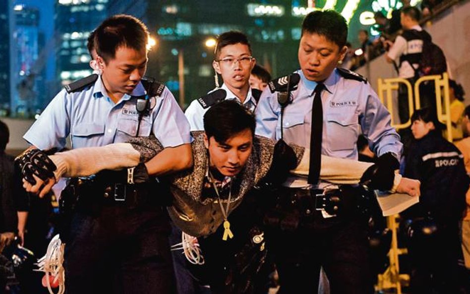 W Hongkongu nie ma już barykad ani miasteczka namiotowego. Ostatni demonstranci zostali aresztowani