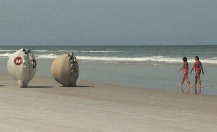 Yes-Meni naprawiają świat; NIEDZIELA | 23.50 | TVP KULTURA