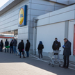 Wkrótce nowe limity w sklepach. Wrócą kolejki tuż przed świętami?