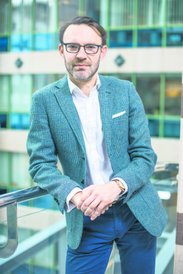 Filip Paszke dyrektor Domu Maklerskiego PKO BP Filip Paszke może się pochwalić bogatym doświadczenie