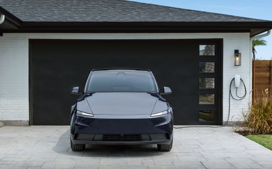 Tesla Model Y Standard