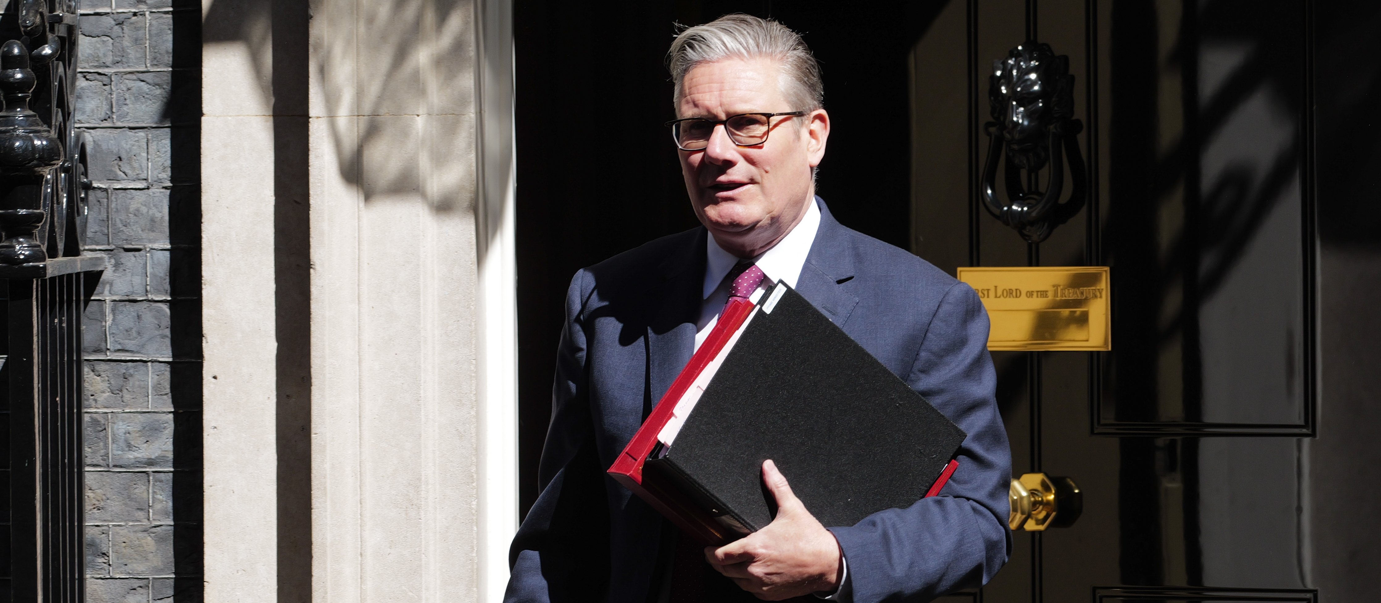 Flota cieni ignoruje Londyn. Rosyjskie tankowce wciąż na brytyjskich wodach