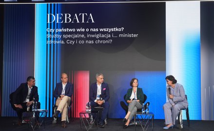 Upowszechnienie rozwiązań cyfrowych, e-administracja wymagają przygotowania – mówili paneliści.