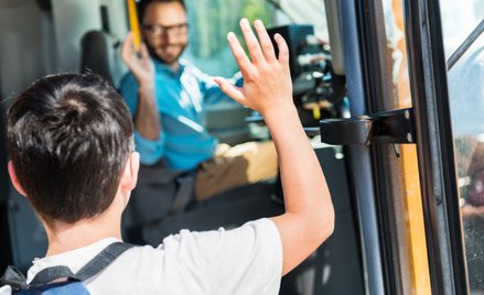 W wielu miastach na początek kierowcy autobusów miejskich mogą liczyć na wynagrodzenia rzędu 7,5–9 t