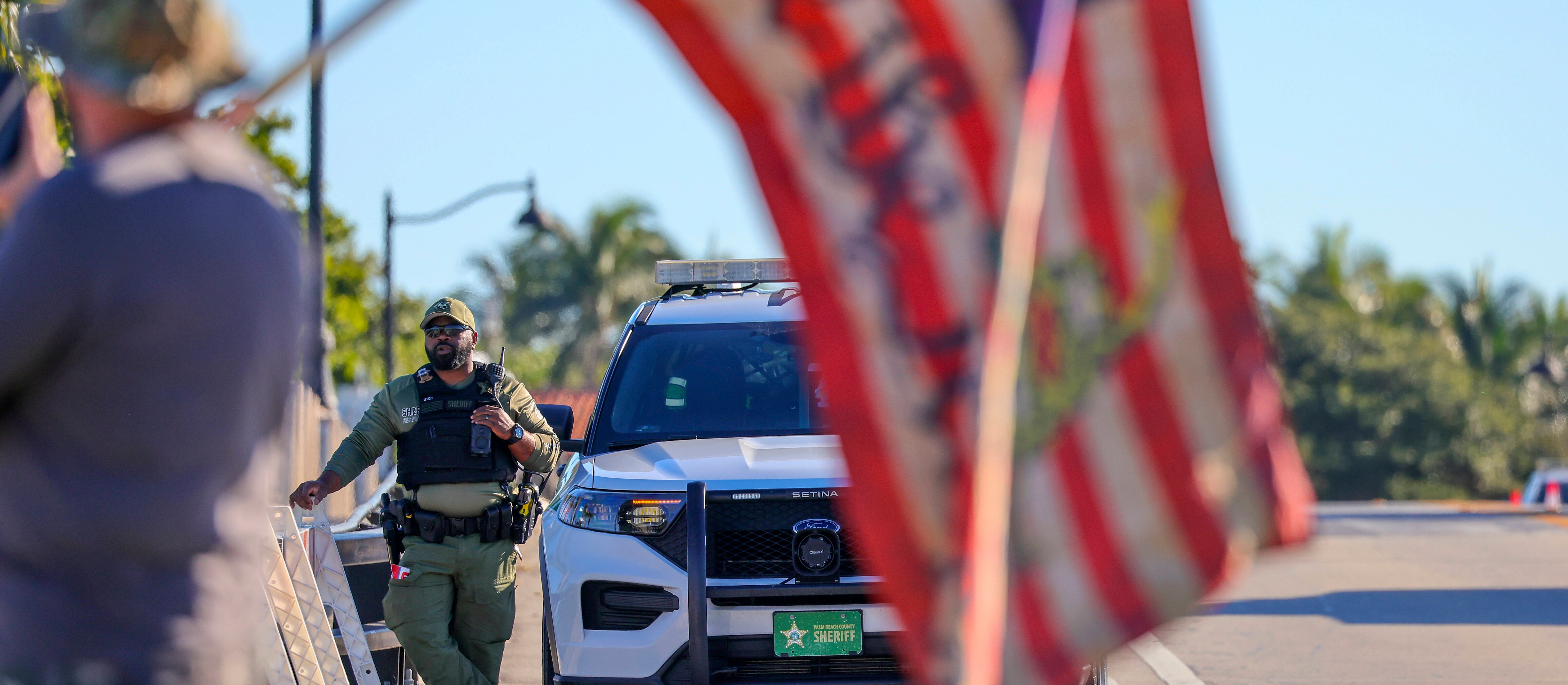 Uzbrojony mężczyzna zastrzelony po wtargnięciu na teren Mar-a-Lago