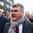 Polityk PiS Maciej Wąsik przed Sejmem w Warszawie