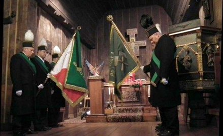 poświęcenie sztandaru KHW