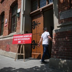 Głosowanie w referendum w sprawie odwołania Aleksandra Miszalskiego z urzędu prezydenta Krakowa
