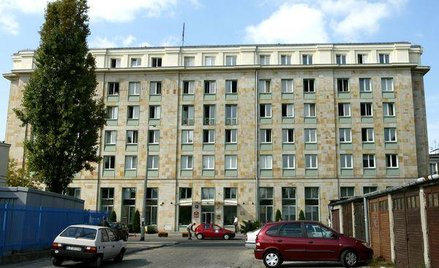 Urząd marszałkowski nie potrzebuje statutu
