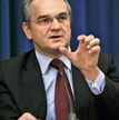 Waldemar Pawlak daje nadzieję kredytobiorcom. Jego pomysły mogą być jednak trudne w realizacji