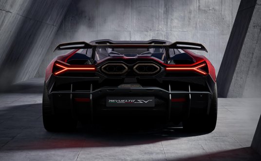 Lamborghini Revuelto SV