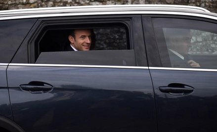 Masowe protesty. Francuzi bronią przywilejów