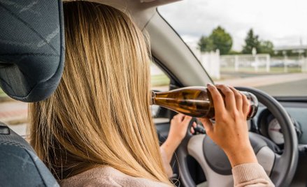 USA: Kobieta zgłosiła pijanego kierowcą. Sama była pijana