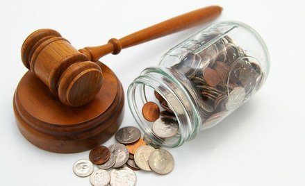 Dodatkowe zarobki adwokatów ze szkolenia aplikantów to informacja publiczna