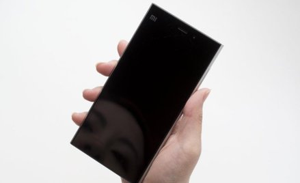 Chińskie smartfony atakują Polskę. Chcą konkurować jakością