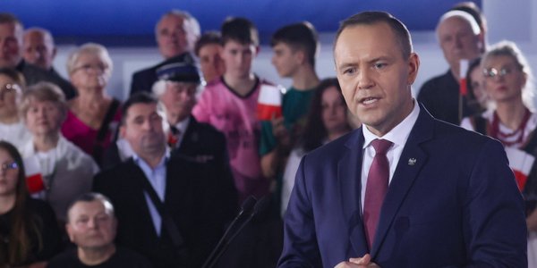 Weto Karola Nawrockiego ws. programu SAFE. Czy Polacy stanęli po stronie prezydenta?