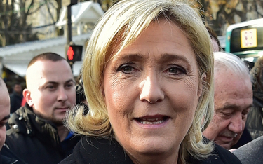 Francja: Marine Le Pen chce płatnej edukacji dla nielegalnych imigrantów