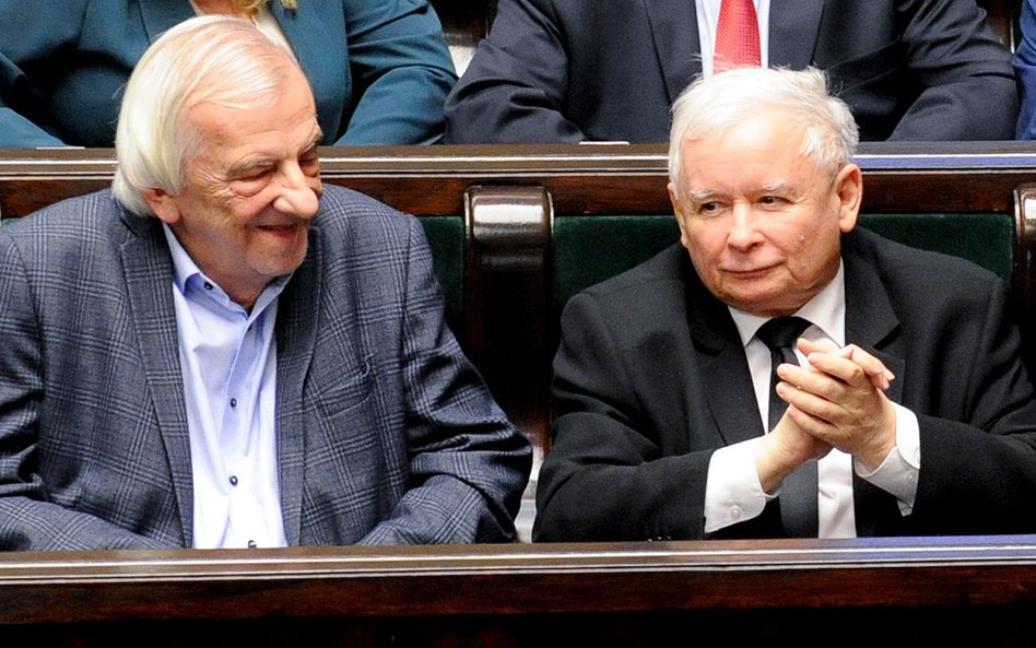 Ryszard Terlecki i Jarosław Kaczyński w Sejmie