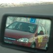 Sąd. ws. egzaminu na prawo jazdy: wystarczy spojrzeć lusterka, nie trzeba odchylać głowy