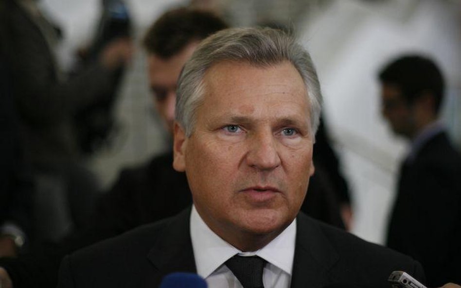 Kwaśniewski: Tusk może polec na polu futbolowym