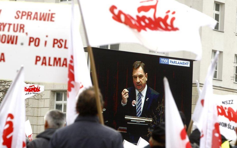 Protest "Solidarności" pod Sejmem