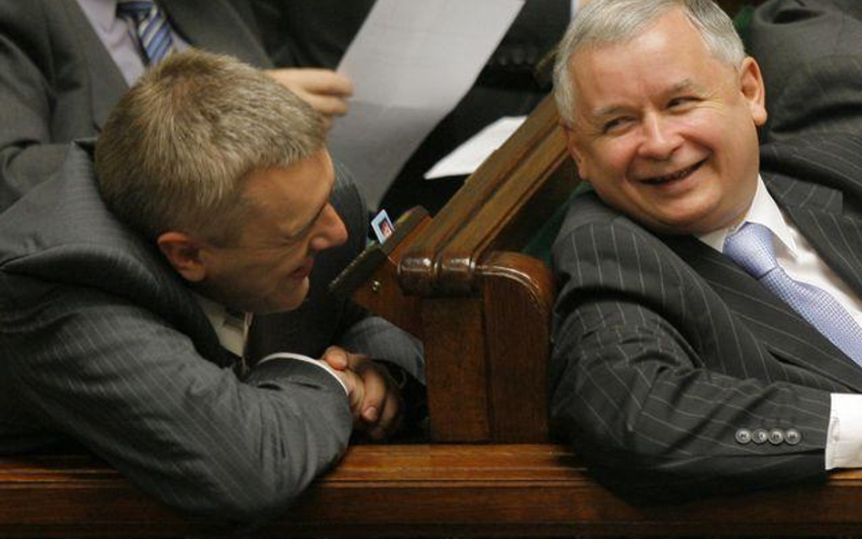 Lipiec 2007. Ówczesny premier Jarosław Kaczyński i ówczesny wicepremier Roman Giertych jeszcze w dob