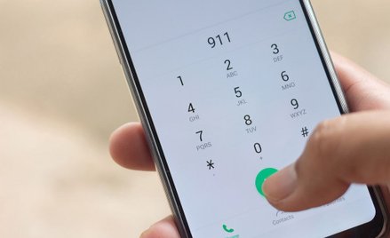 36-latka dzwoniła na 911, bo rodzice zabrali jej telefon