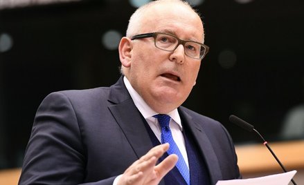 Fundusze europejskie: Czy UE zabierze Polsce pieniądze?