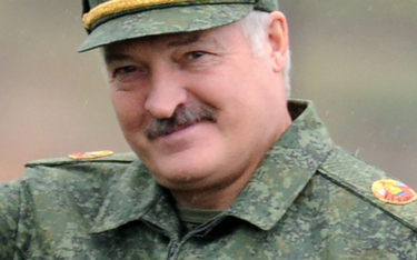 Łukaszenko poradził sobie z jednoosobową opozycją