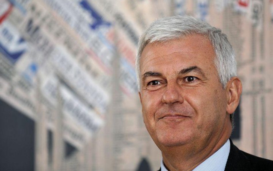 Alessandro Profumo, były prezes UniCredit, największego banku we Włoszech, który jest głównym inwest
