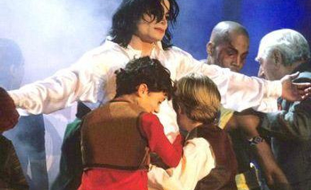 Michael Jackson brnął w dramat gwiazdy, która chce się podobać