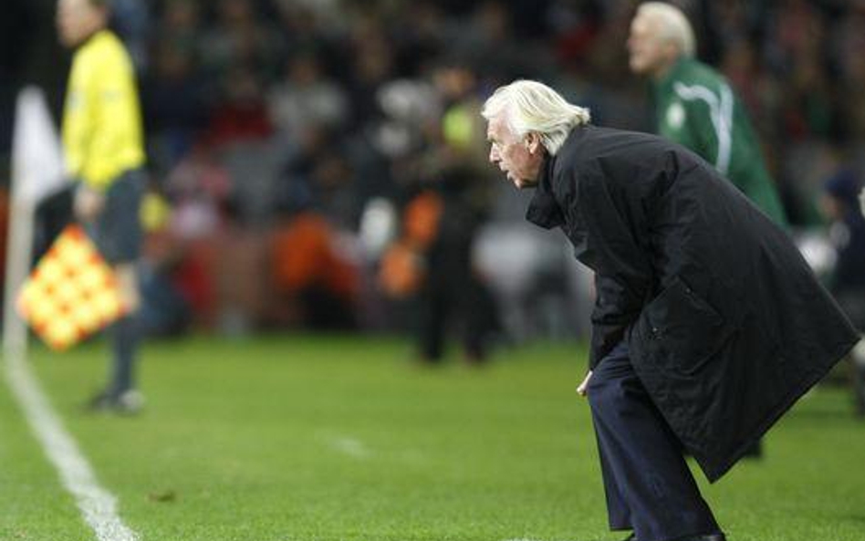 Trener Polaków Leo Beenhakker w czasie towarzyskiego spotkania z Irlandią.