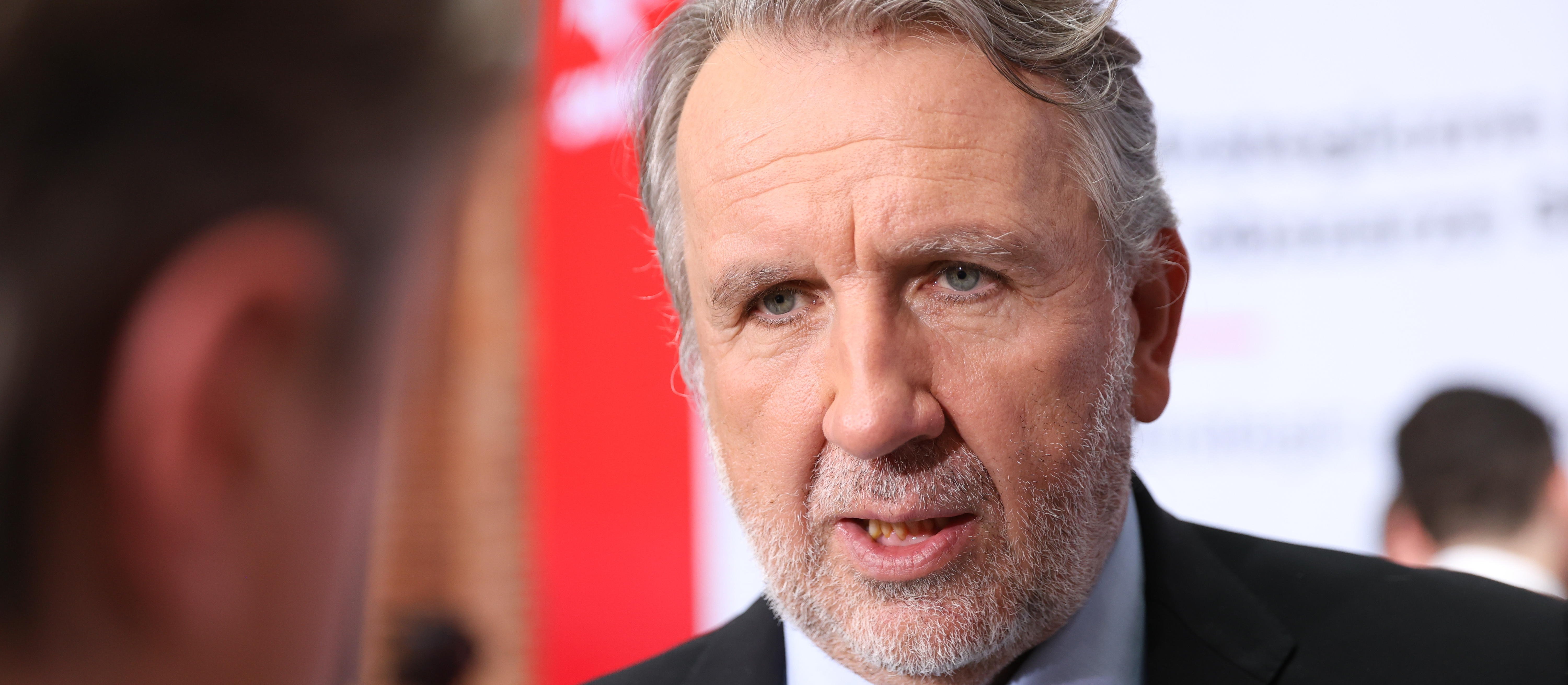 Michał Sołowow planuje budowę reaktorów jądrowych w Wielkiej Brytanii