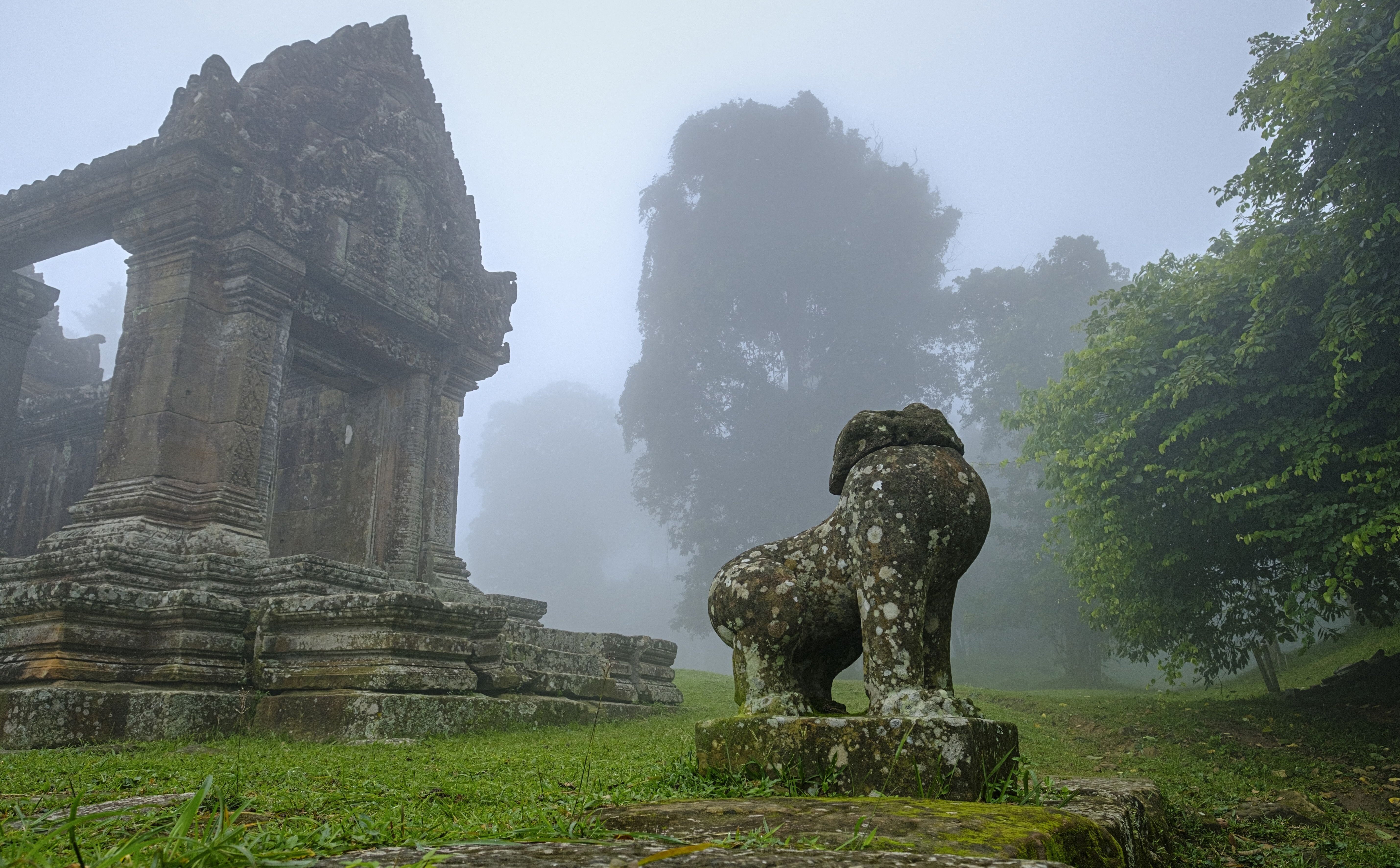 W Azji wybuchnie wojna o świątynię? Były premier Kambodży każe kopać okopy