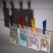 Rząd podniósł płace minimalne. Związkowcy: To dreptanie w miejscu